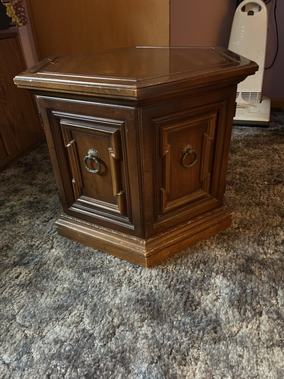 Property photo 211 - TIMED ONLINE ONLY PERSONAL PROPERTY AUCTION IN ALLEN COUNTY, INDIANA