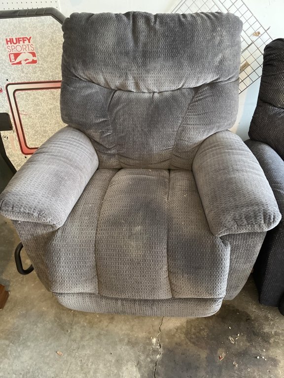 Property photo 217 - TIMED ONLINE ONLY PERSONAL PROPERTY AUCTION IN ALLEN COUNTY, INDIANA