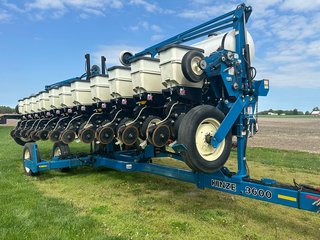 Property photo 61 - FARM EQUIPMENT AUCTION IN DEFIANCE COUNTY, OHIO