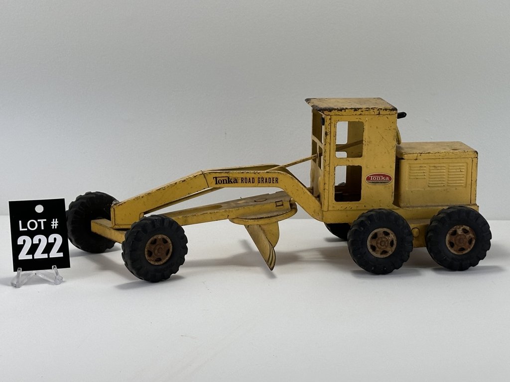 Property photo 60 - TIMED ONLINE VINTAGE TOY AUCTION #1 IN ALLEN COUNTY, INDIANA