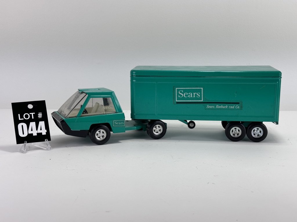 Property photo 5 - TIMED ONLINE VINTAGE TOY AUCTION #1 IN ALLEN COUNTY, INDIANA