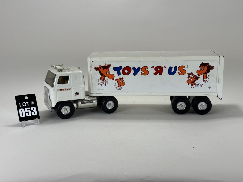 Property photo 35 - TIMED ONLINE VINTAGE TOY AUCTION #1 IN ALLEN COUNTY, INDIANA