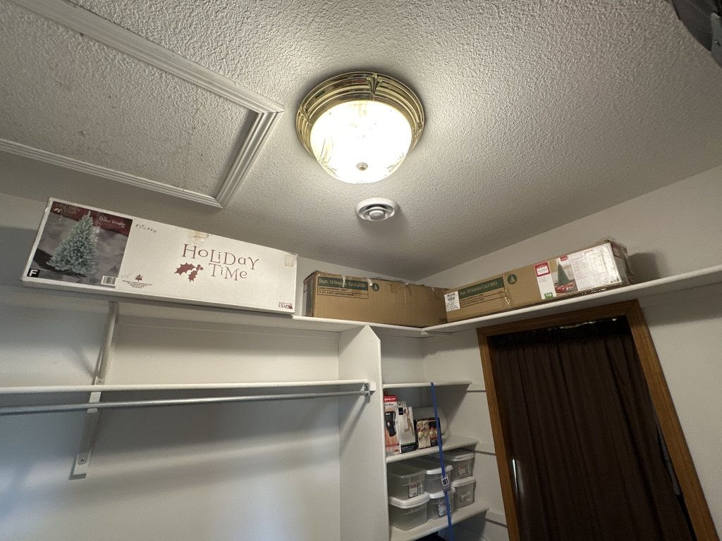 Property photo 94 - TIMED ONLINE ONLY PERSONAL PROPERTY AUCTION IN ALLEN COUNTY, INDIANA