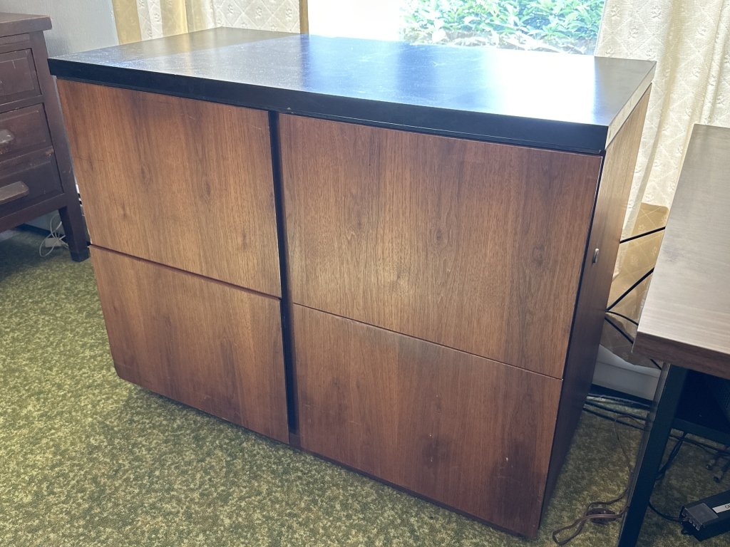 Property photo 299 - TIMED ONLINE ONLY PERSONAL PROPERTY AUCTION IN ALLEN COUNTY, INDIANA