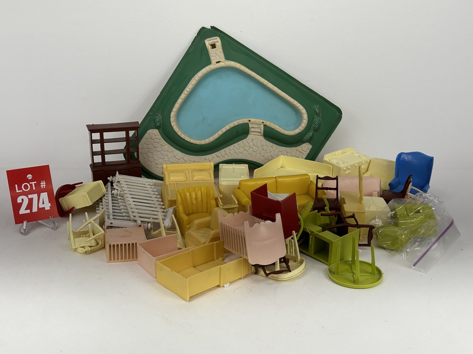 Property photo 16 - TIMED ONLINE ONLY PERSONAL PROPERTY AUCTION IN ALLEN COUNTY, INDIANA