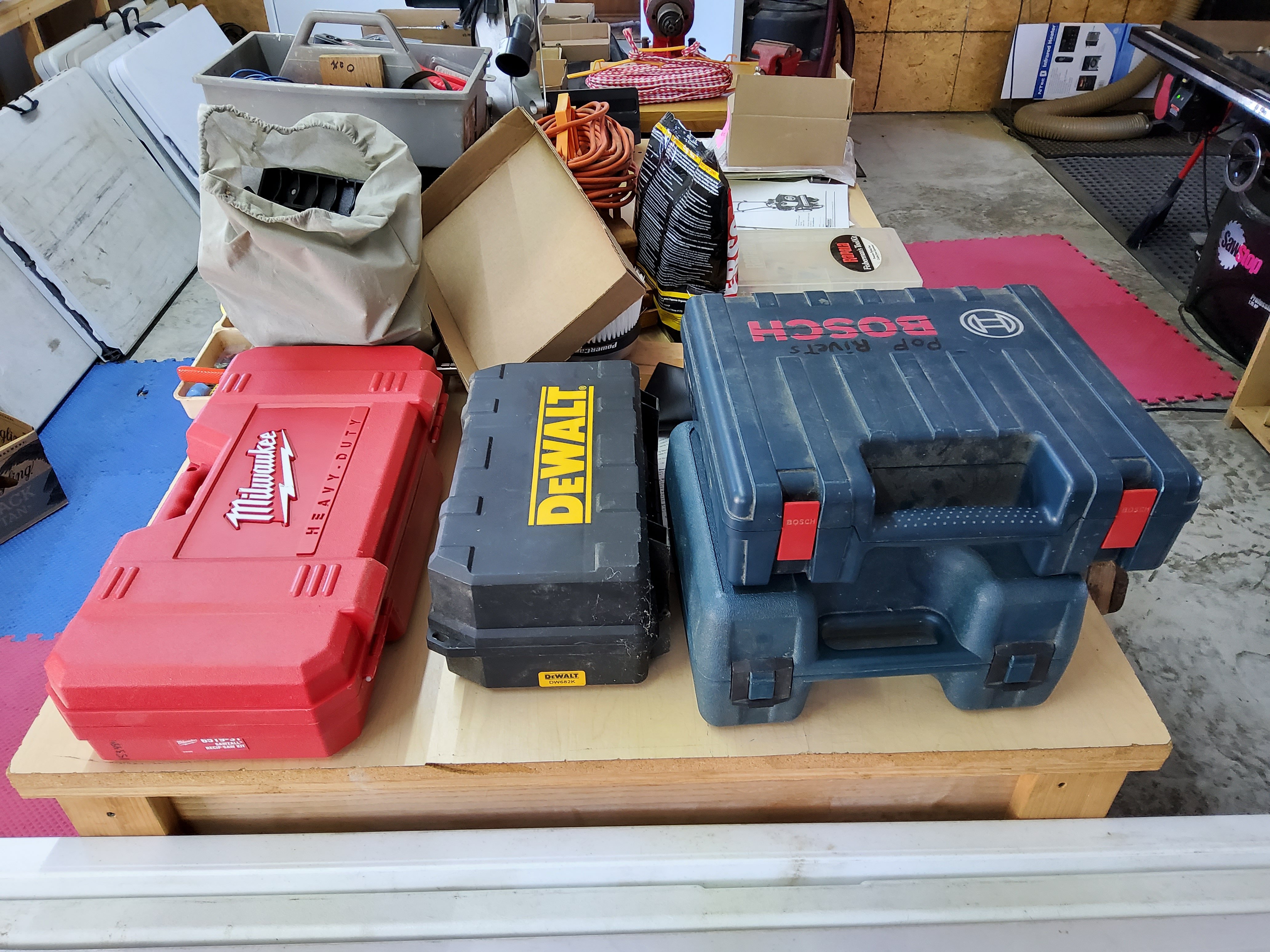 Property photo 34 - TIMED ONLINE ONLY PERSONAL PROPERTY AUCTION IN WHITLEY COUNTY, INDIANA