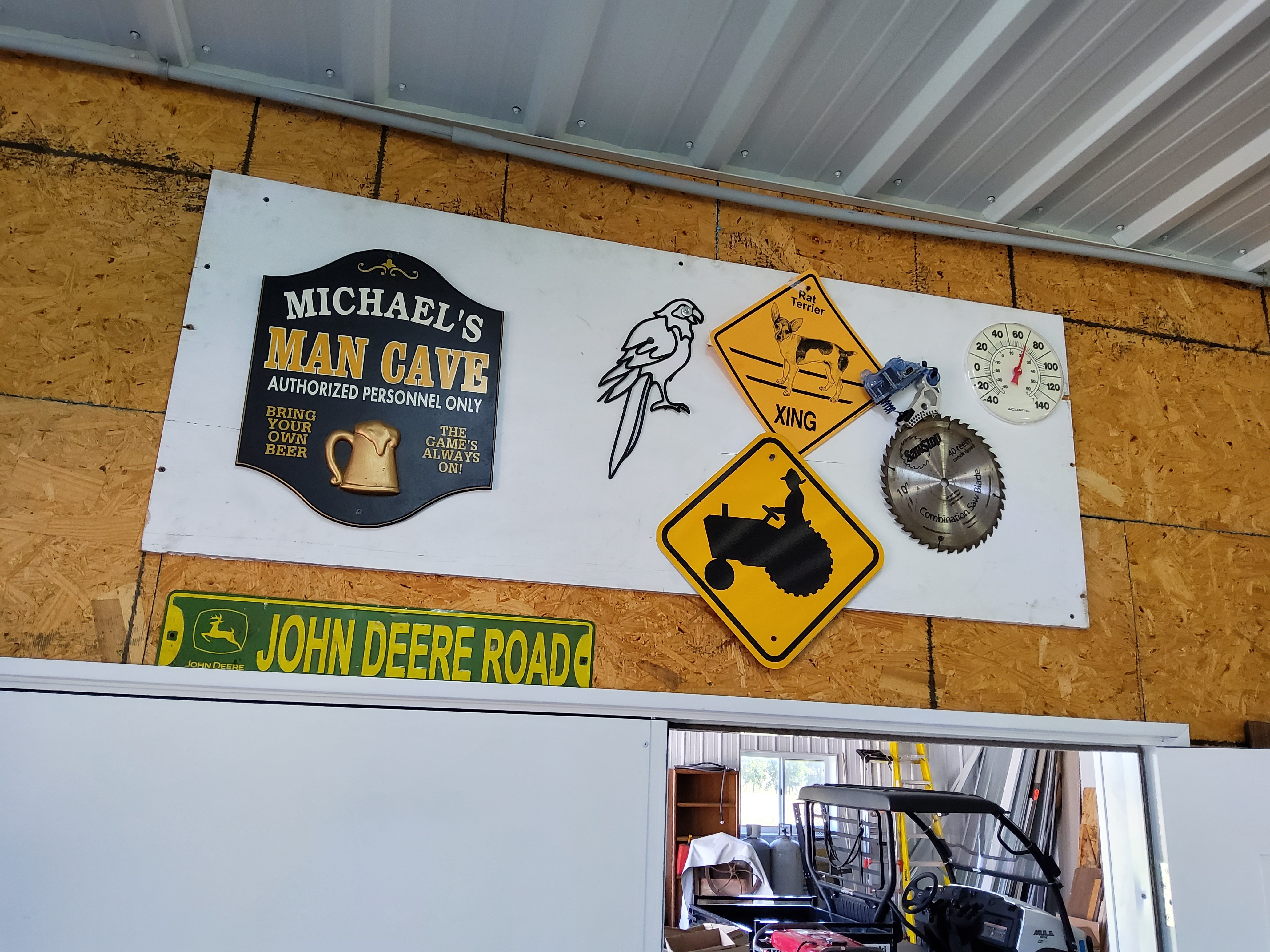 Property photo 37 - TIMED ONLINE ONLY PERSONAL PROPERTY AUCTION IN WHITLEY COUNTY, INDIANA