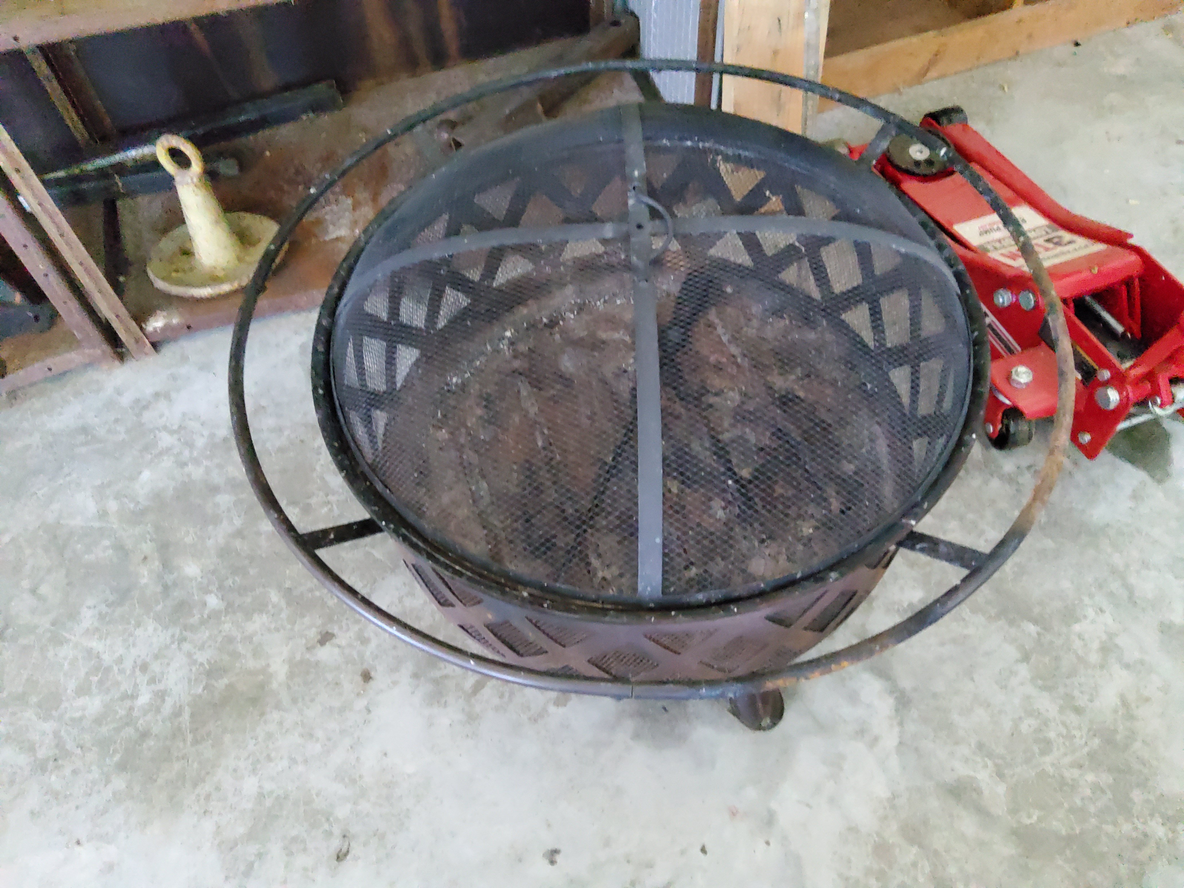 Property photo 46 - TIMED ONLINE ONLY PERSONAL PROPERTY AUCTION IN WHITLEY COUNTY, INDIANA