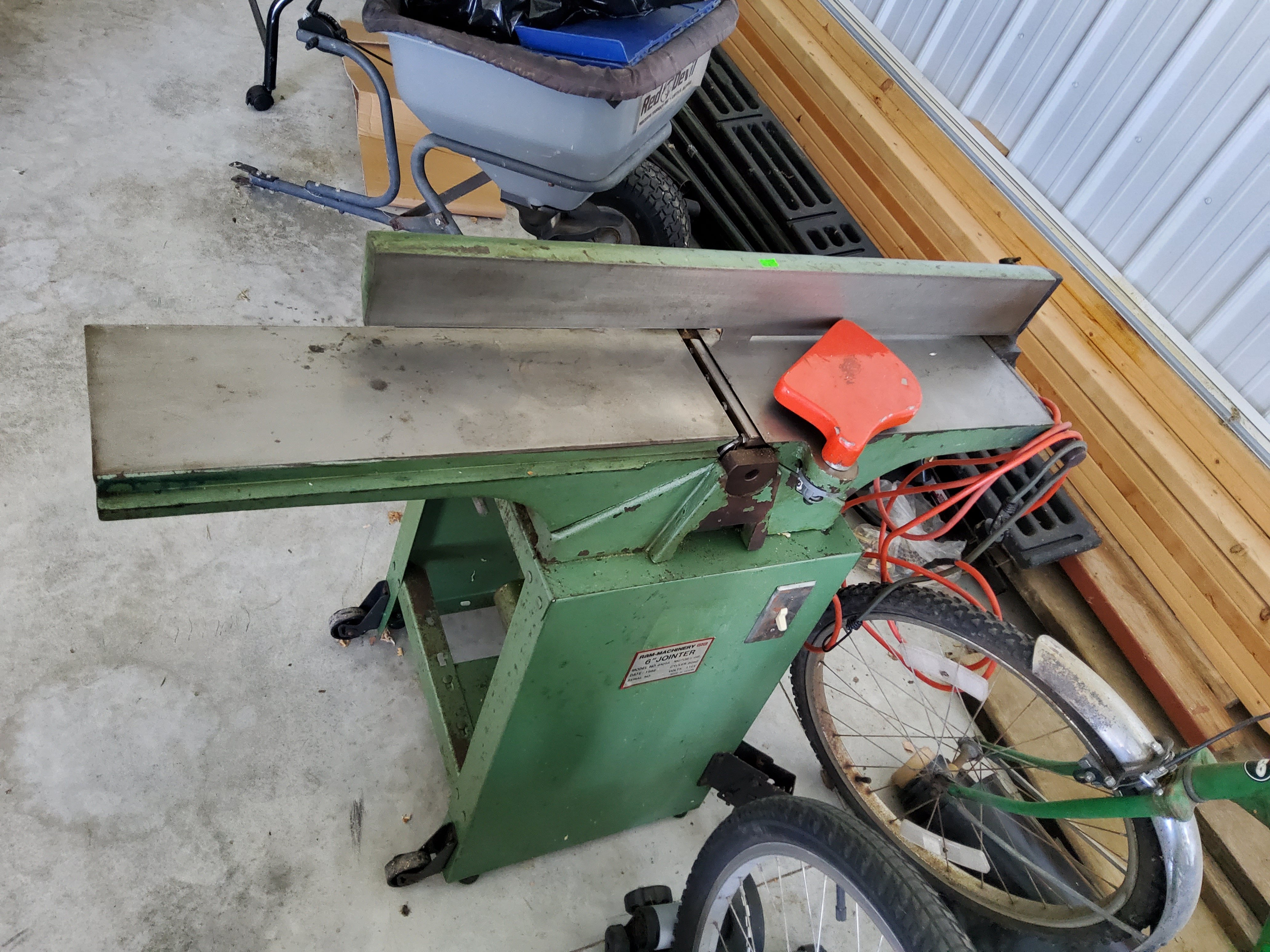 Property photo 13 - TIMED ONLINE ONLY PERSONAL PROPERTY AUCTION IN WHITLEY COUNTY, INDIANA