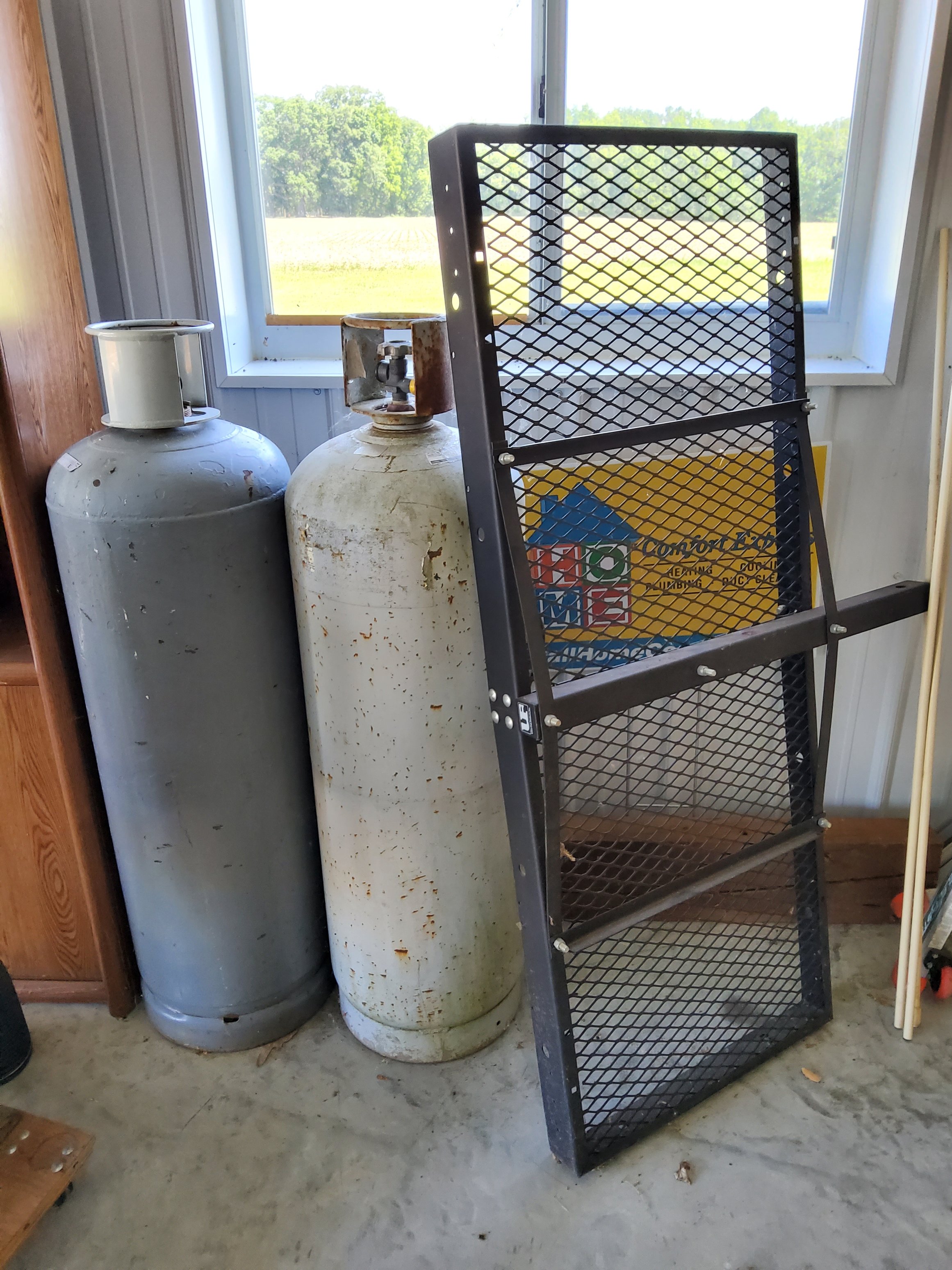 Property photo 12 - TIMED ONLINE ONLY PERSONAL PROPERTY AUCTION IN WHITLEY COUNTY, INDIANA
