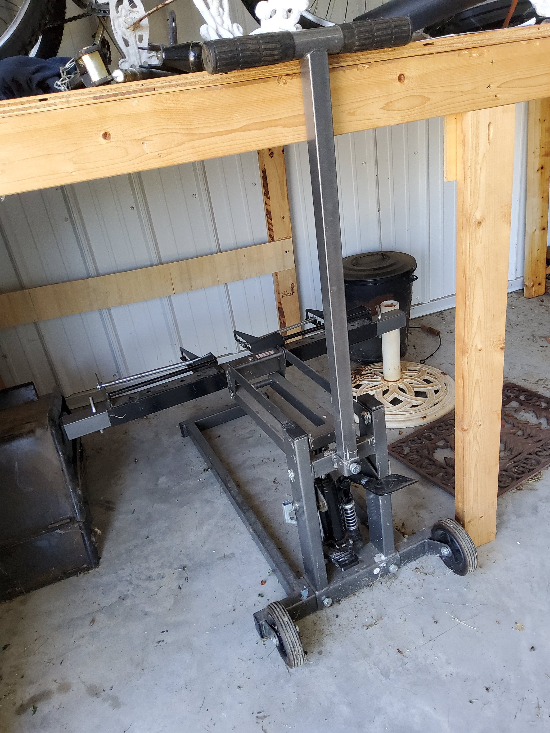 Property photo 9 - TIMED ONLINE ONLY PERSONAL PROPERTY AUCTION IN WHITLEY COUNTY, INDIANA