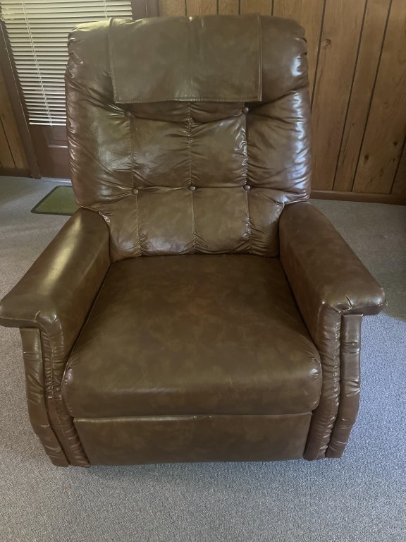 Property photo 39 - TIMED ONLINE ONLY PERSONAL PROPERTY AUCTION IN ALLEN COUNTY, INDIANA