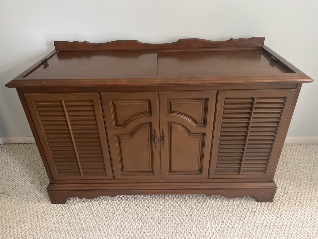 Property photo 111 - TIMED ONLINE ONLY PERSONAL PROPERTY AUCTION IN ALLEN COUNTY, INDIANA