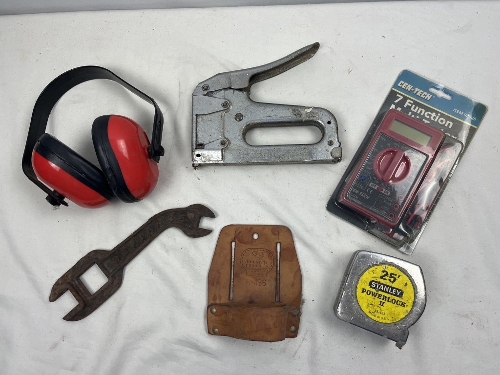 Property photo 158 - TIMED ONLINE ONLY PERSONAL PROPERTY AUCTION IN ALLEN COUNTY, INDIANA
