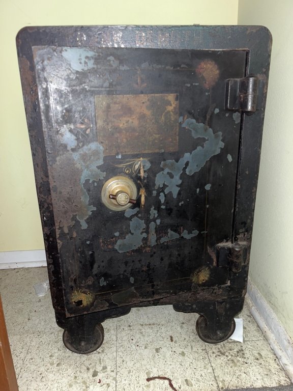 Property photo 177 - TIMED ONLINE ONLY PERSONAL PROPERTY AUCTION IN ALLEN COUNTY, INDIANA