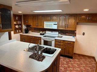 Property photo 45 - NICE FAMILY AND FARMLAND AUCTION - 239+/- ACRES OFFERED IN 7 TRACTS IN WHITESIDE COUNTY, ILLINOIS