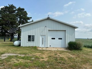 Property photo 76 - NICE FAMILY AND FARMLAND AUCTION - 239+/- ACRES OFFERED IN 7 TRACTS IN WHITESIDE COUNTY, ILLINOIS