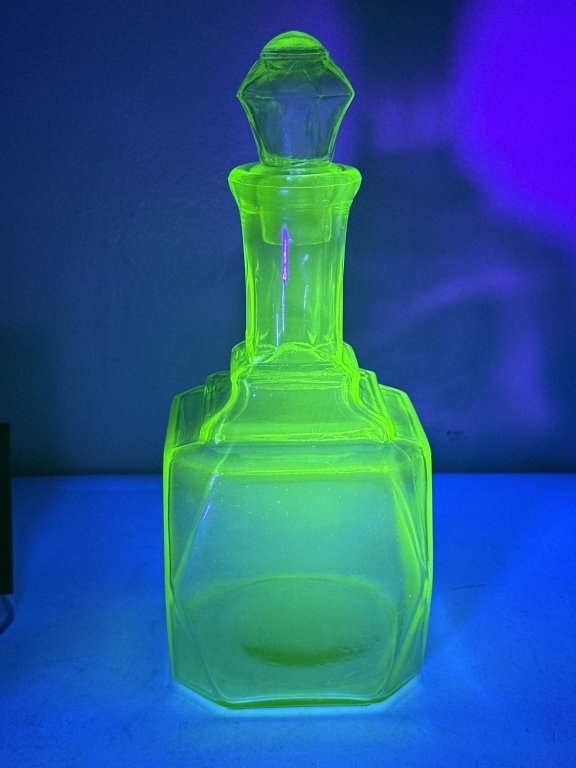 Property photo 12 - GLASSWARE & COLLECTIBLES AUCTION - TIMED ONLINE PERSONAL PROPERTY IN ALLEN COUNTY, INDIANA