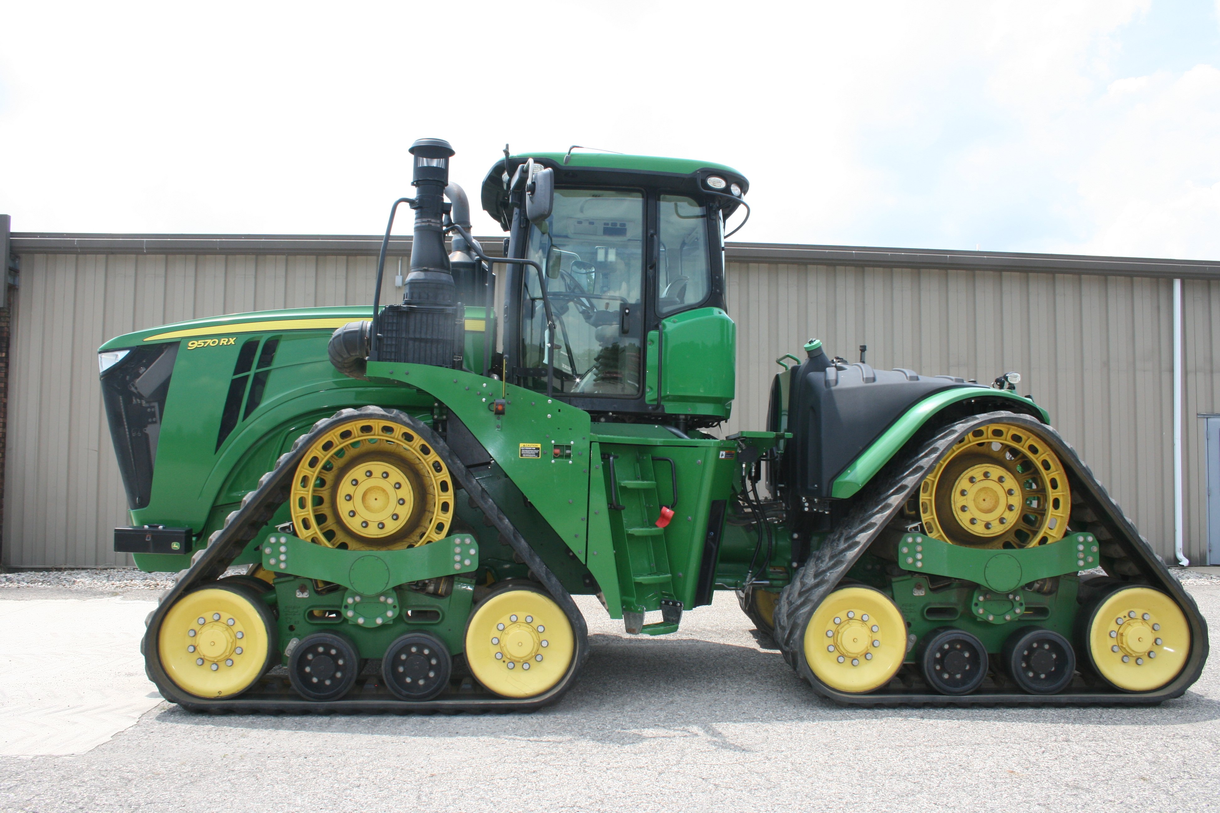 Property photo 3 - 2 DAYS LIVE & ONLINE FARM EQUIPMENT AUCTION IN CASS COUNTY, INDIANA