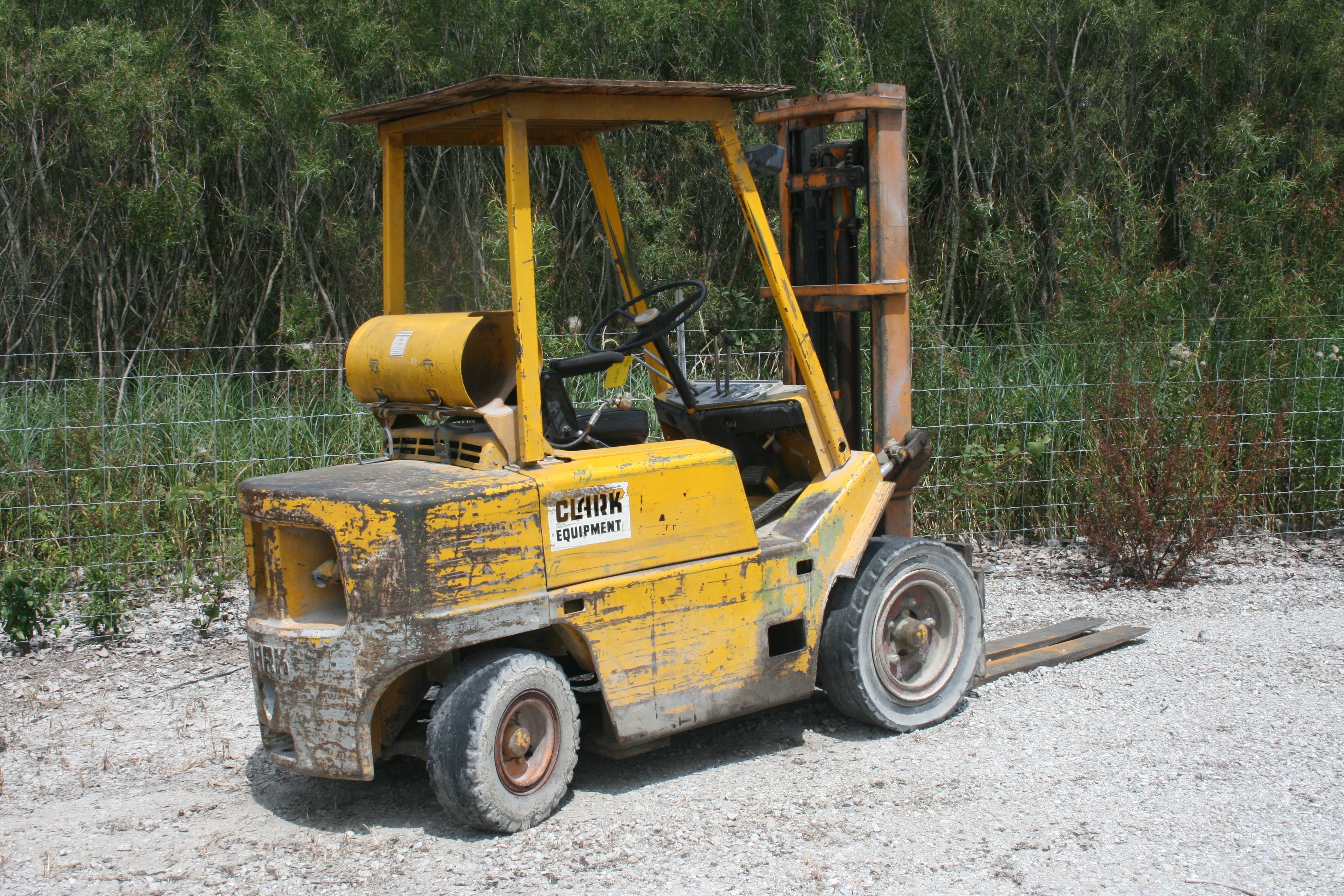 Property photo 14 - 2 DAYS LIVE & ONLINE FARM EQUIPMENT AUCTION IN CASS COUNTY, INDIANA