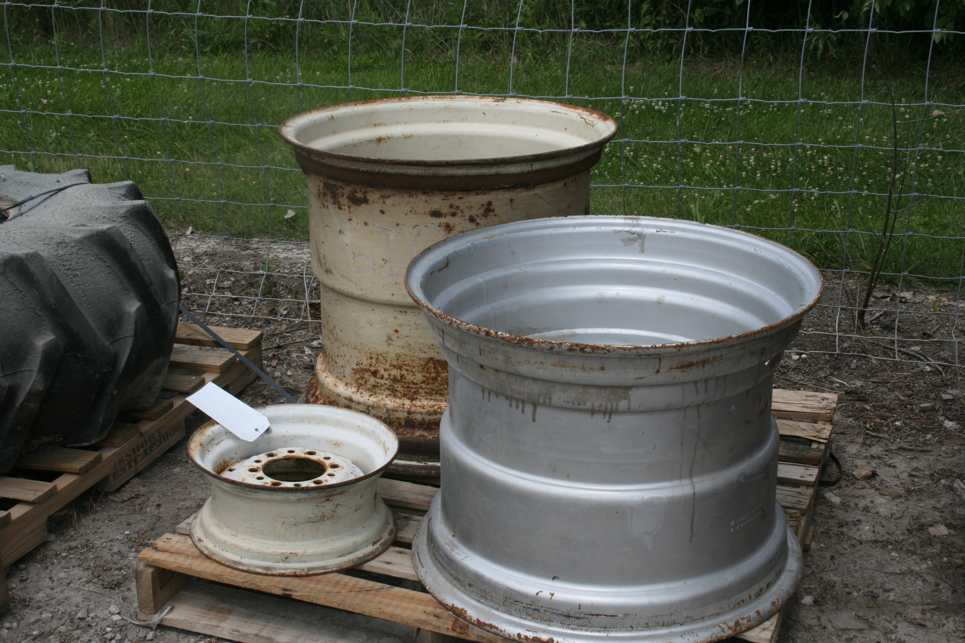 Property photo 23 - 2 DAYS LIVE & ONLINE FARM EQUIPMENT AUCTION IN CASS COUNTY, INDIANA