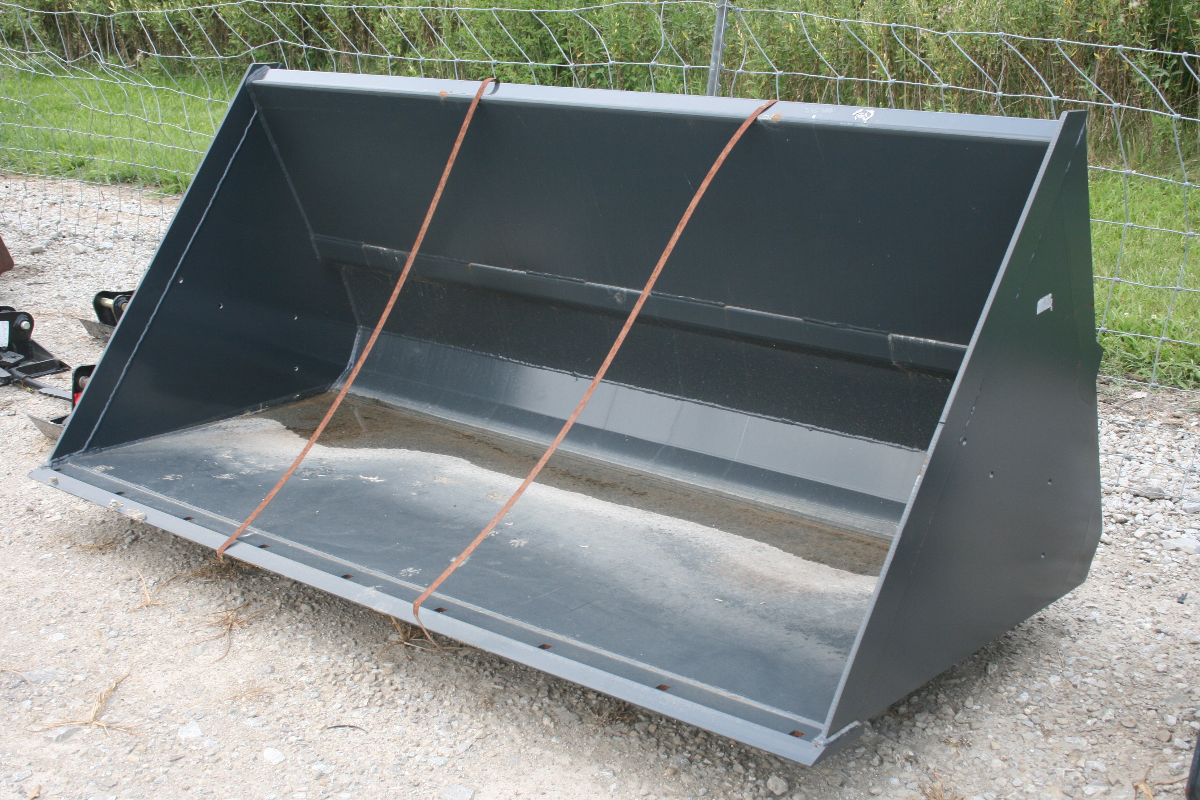 Property photo 32 - 2 DAYS LIVE & ONLINE FARM EQUIPMENT AUCTION IN CASS COUNTY, INDIANA