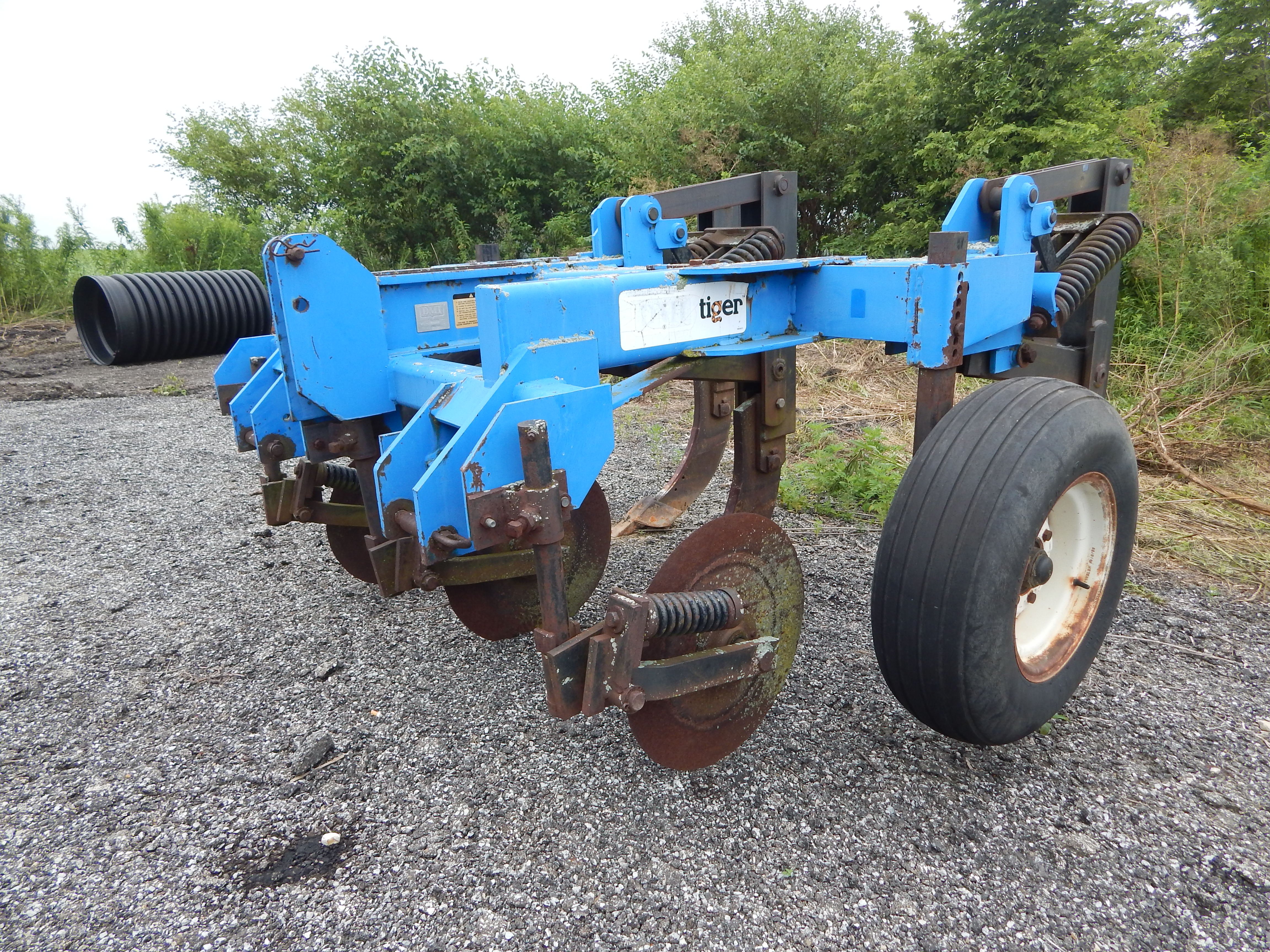 Property photo 4 - FARM EQUIPMENT AUCTION IN MIAMI COUNTY, INDIANA
