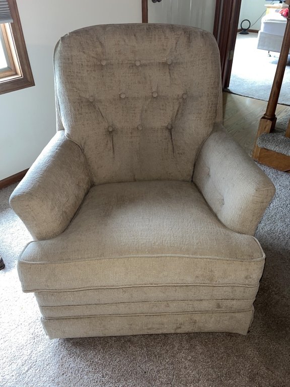 Property photo 109 - TIMED ONLINE ONLY PERSONAL PROPERTY AUCTION IN ALLEN COUNTY, INDIANA