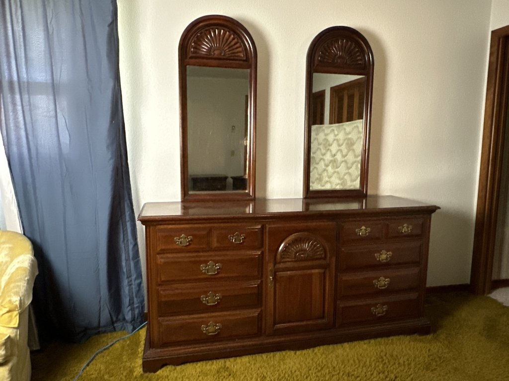 Property photo 216 - TIMED ONLINE ONLY PERSONAL PROPERTY AUCTION IN ALLEN COUNTY, INDIANA