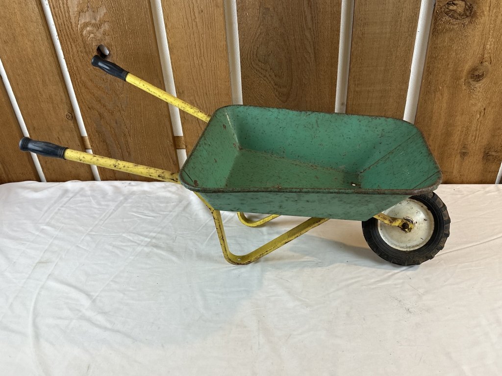 Property photo 257 - TIMED ONLINE ONLY PERSONAL PROPERTY AUCTION IN ALLEN COUNTY, INDIANA