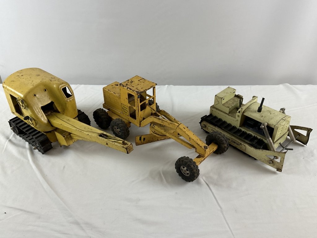 Property photo 319 - TIMED ONLINE ONLY PERSONAL PROPERTY AUCTION IN ALLEN COUNTY, INDIANA