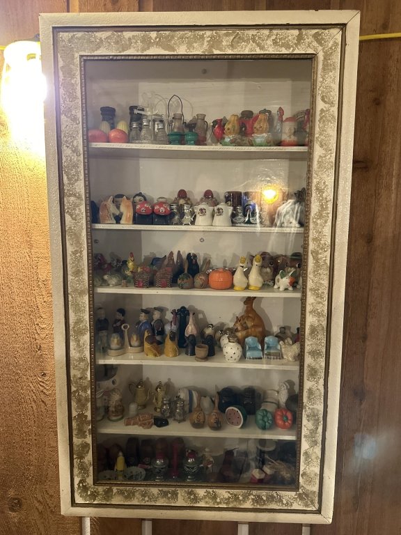 Property photo 325 - TIMED ONLINE ONLY PERSONAL PROPERTY AUCTION IN ALLEN COUNTY, INDIANA