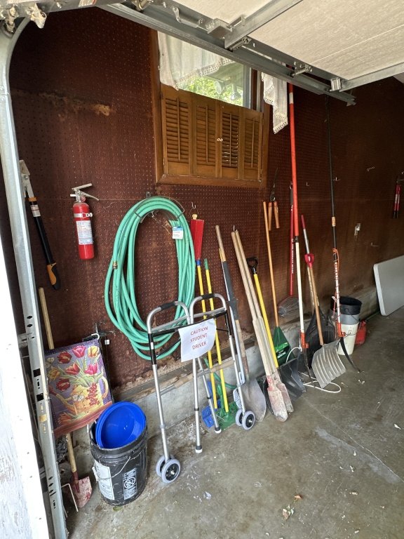 Property photo 416 - TIMED ONLINE ONLY PERSONAL PROPERTY AUCTION IN ALLEN COUNTY, INDIANA