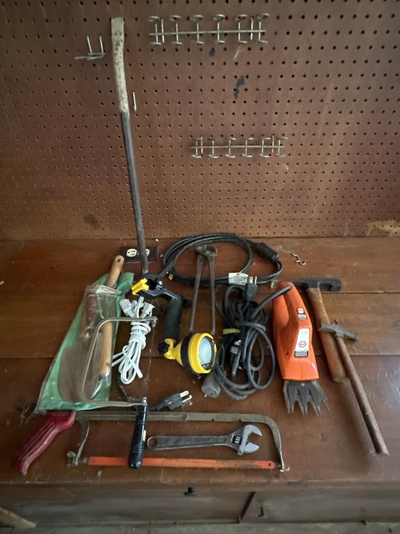 Property photo 424 - TIMED ONLINE ONLY PERSONAL PROPERTY AUCTION IN ALLEN COUNTY, INDIANA