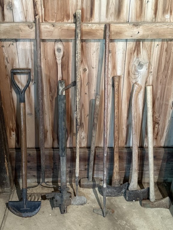 Property photo 449 - TIMED ONLINE ONLY PERSONAL PROPERTY AUCTION IN ALLEN COUNTY, INDIANA