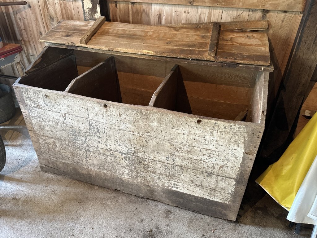 Property photo 475 - TIMED ONLINE ONLY PERSONAL PROPERTY AUCTION IN ALLEN COUNTY, INDIANA