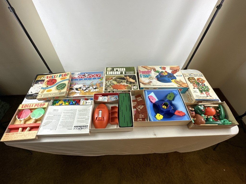 Property photo 514 - TIMED ONLINE ONLY PERSONAL PROPERTY AUCTION IN ALLEN COUNTY, INDIANA