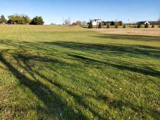  4.73 acres, 2030 +/- Sq. ft finished area and a full walkout basement ready to be finished, with plumbing for an extra bath there is a sink and bathtub to be installed , 2 bedrooms, potential for 3rd bedroom. Large Master bedroom with bath, shower and jetted tub, walk in Closet.  2 & 1/2 baths, living room, kitchen with custom cabinets, appliances, formal dining room,  screened porch, utilities in the basement, newer geothermal heat, Culligan softener &  attached garage. 24ft x 32ft Storage building. Don't miss this opportunity to buy this ready to move in home! - REAL ESTATE FOR SALE - 4.73+/- ACRES IN WHITLEY COUNTY, INDIANA