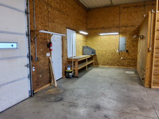 48'x 56' pole building, heated & insulated, 2 overhead doors, 1 bedroom apartment with kitchen & bath, or a great office area. Overhead storage area. 10 designated parking spots. Plenty of room for shop, hobbies or storage for RV's, cars or boats & an excellent business location.
 - REAL ESTATE FOR SALE - 1.63+/- ACRES IN WHITLEY COUNTY IN