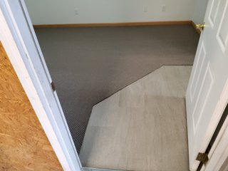 48'x 56' pole building, heated & insulated, 2 overhead doors, 1 bedroom apartment with kitchen & bath, or a great office area. Overhead storage area. 10 designated parking spots. Plenty of room for shop, hobbies or storage for RV's, cars or boats & an excellent business location.
 - REAL ESTATE FOR SALE - 1.63+/- ACRES IN WHITLEY COUNTY IN
