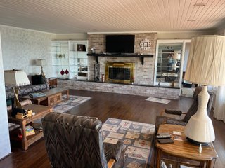 2670 sq ft 3 br 2 1/2 bath, brick, steel roof, ranch home with a courtyard. House also includes a detached three car garage. All located on a peaceful lake frontage lot close to Celina, Ohio. The property contains an existing boat cut along the sea wall. The living room offers a beautiful view of Grand Lake. Enclosed 3 season room with door to back patio that overlooks the lake. Kitchen is recently updated and has newer stainless steel appliances and new counter tops. Lots of opportunities to make this house how you want it to be. Don't miss this opportunity to buy this ready to move in home with attractive lake frontage and a great location.<br><br>
<li>Modern Home with Attractive Lake Front View
<li>Quaint Peaceful Setting
<li>Steel Roof
<li>Newly Remodeled Kitchen w/ Appliances
<li>Paved Driveway
<li>Boat Cut

<b>OPEN HOUSE DATES:</b>
Thursday, July 11th from 5pm-7pm
Sunday, July 21st from 2pm-5pm - HOME FOR SALE - 1.2+/- ACRES IN MERCER COUNTY, OHIO