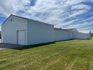Property photo 3 - INDUSTRIAL BUILDING ON 1.58 ACRES IN WHITLEY COUNTY, INDIANA