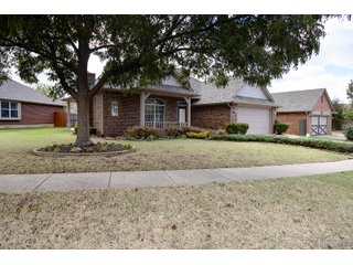 Property photo 4 - RARE SINGLE-FAMILY RESIDENTIAL PORTFOLIO IN THE HEART OF EDMOND!