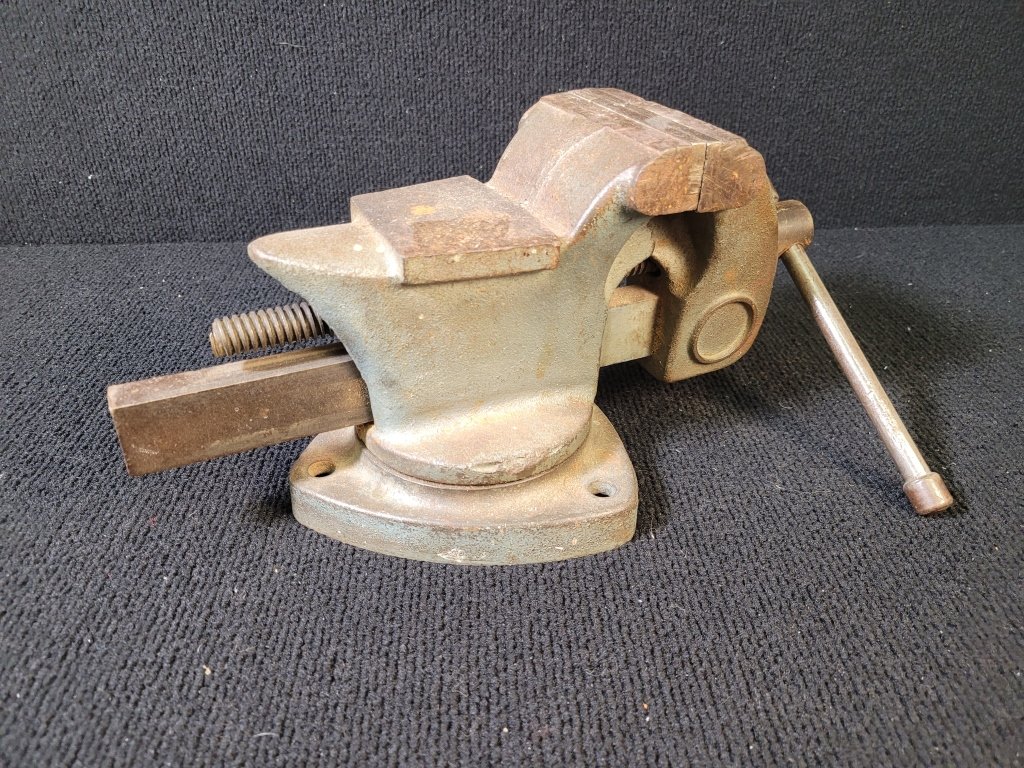 Property photo 47 - TIMED ONLINE ONLY AUCTION - FORT WAYNE, IN