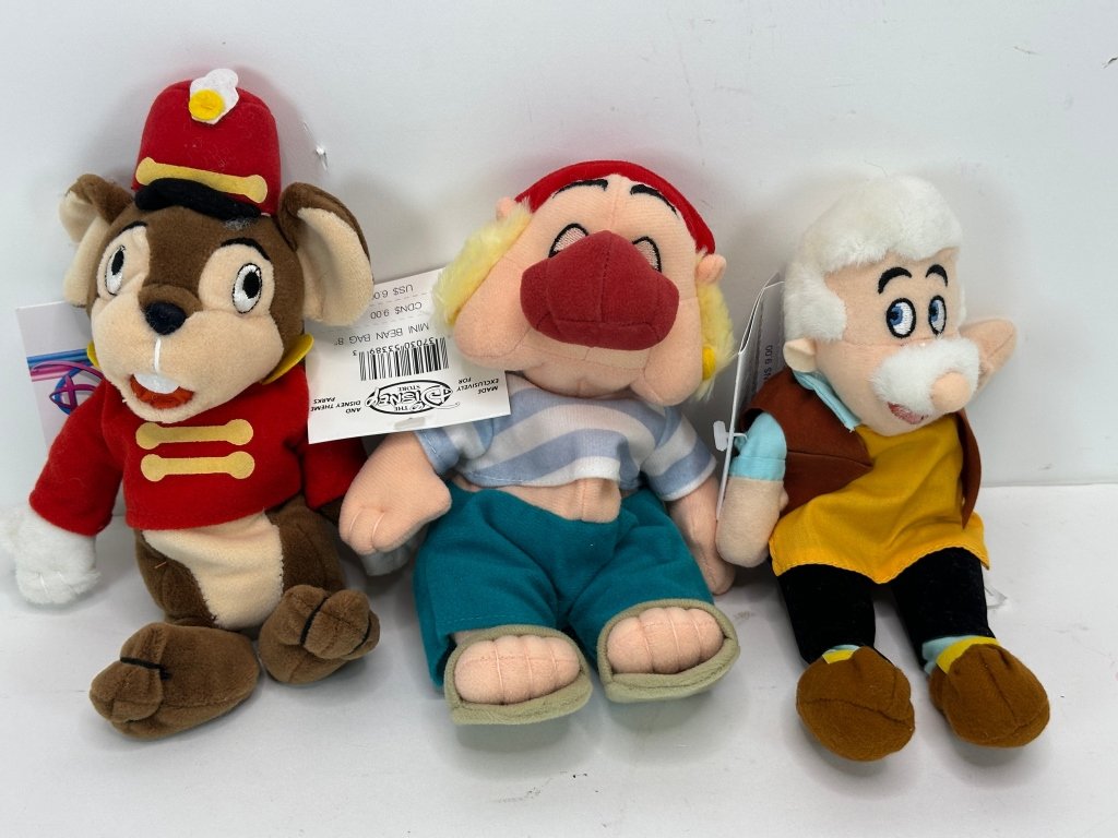 Property photo 32 - TIMED ONLINE ONLY PERSONAL PROPERTY AUCTION - MONROEVILLE IN