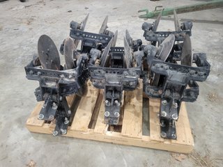 Property photo 186 - AREA FARMERS EQUIPMENT AUCTION IN WHITLEY COUNTY, INDIANA