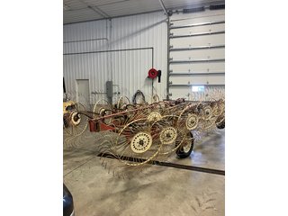 Property photo 76 - AREA FARMERS EQUIPMENT AUCTION IN WHITLEY COUNTY, INDIANA