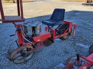 Property photo 78 - AREA FARMERS EQUIPMENT AUCTION IN WHITLEY COUNTY, INDIANA