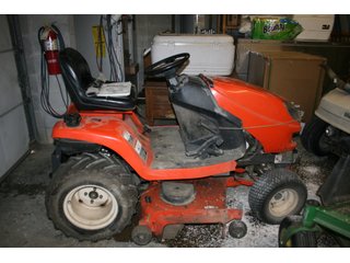 Property photo 208 - AREA FARMERS EQUIPMENT AUCTION IN WHITLEY COUNTY, INDIANA