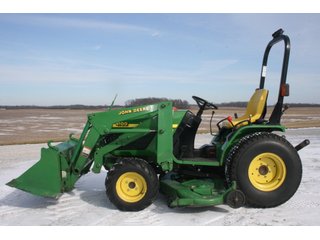 Property photo 207 - AREA FARMERS EQUIPMENT AUCTION IN WHITLEY COUNTY, INDIANA